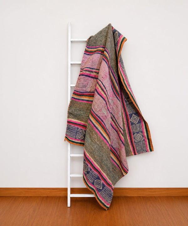 Heirloom Rug (RG-HEI-0794) - Vinloom