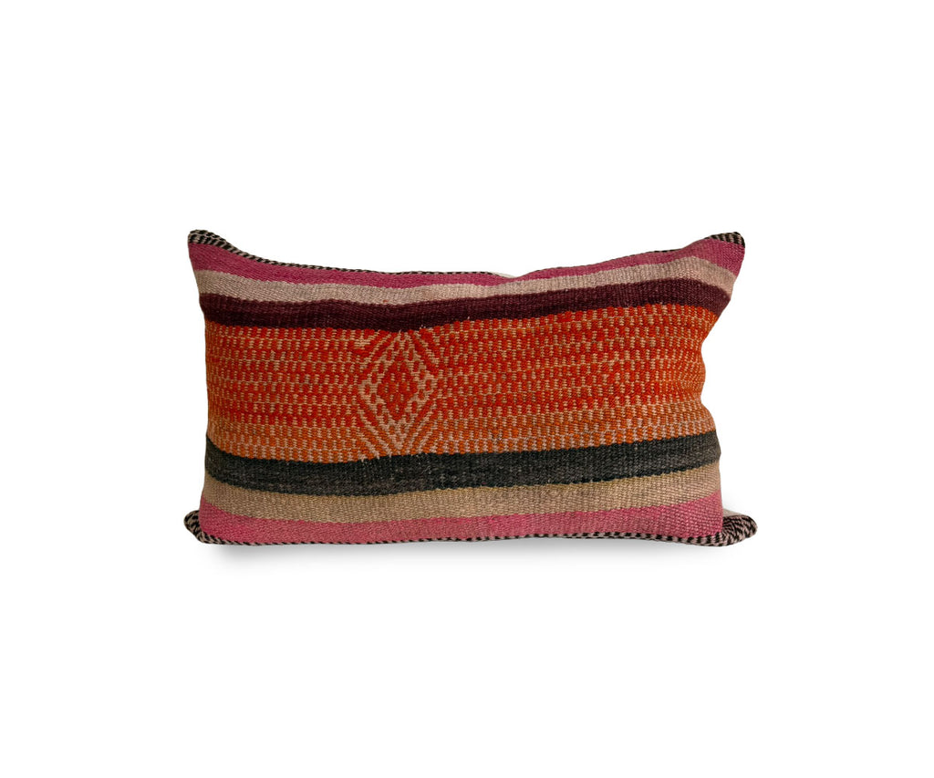 16x26 Heirloom Pillow (PC-LML-1255) - Vinloom
